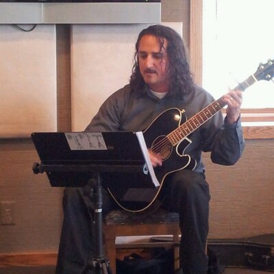 Profile Picture of Richard Falcon (@richardjfalconj) on Twitter