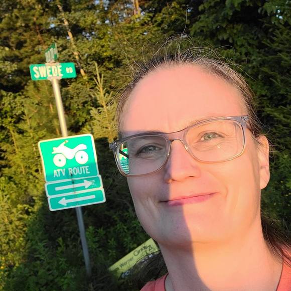Profile Picture of Lisa Ness (@l_ness) on Poshmark