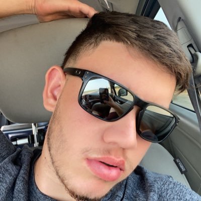 Profile Picture of Sebastian Garces (@Sebasti44650970) on Twitter