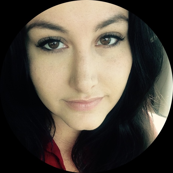 Profile Picture of Sheila Campbell (@campbell0788) on Poshmark