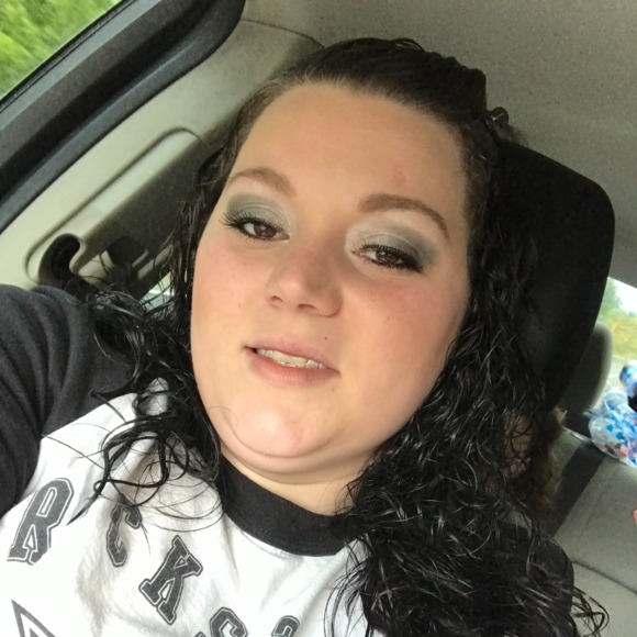 Profile Picture of Megan Block (@meganblock1986) on Poshmark