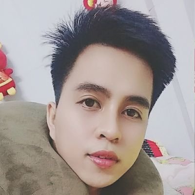 Profile Picture of Chú Bé Bùi (@Dustin12842806) on Twitter