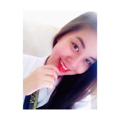 Profile Picture of Cherry Allen (@ChellyArren) on Twitter