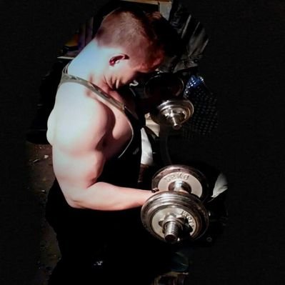 Profile Picture of Mantas Varanavičius Fit (@FitMantas) on Twitter