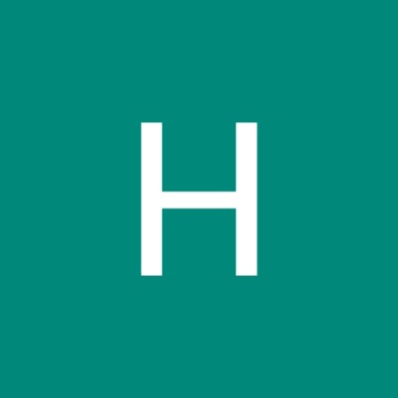 Profile Picture of Hazel Thomas (@hazel8750thomas) on Poshmark