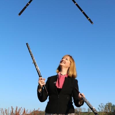 Profile Picture of Elizabeth Walker (@lotlizflute) on Twitter