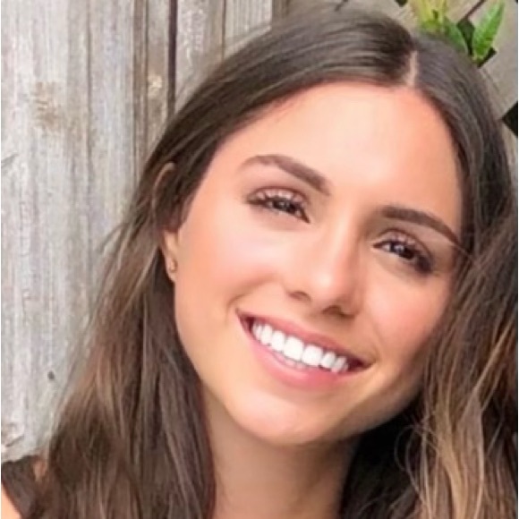 Profile Picture of Daisy Soloway (@dsoloway) on Poshmark