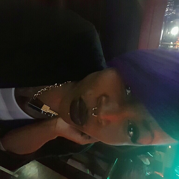 Profile Picture of Freddricka Crum (@freddricka) on Poshmark