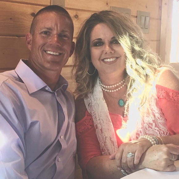 Profile Picture of Tracy Seabolt (@seabolt38) on Poshmark