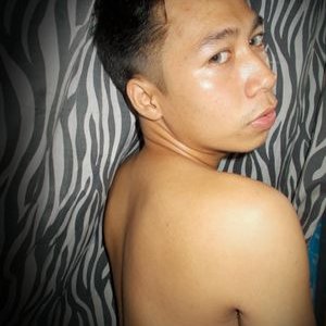 Profile Picture of Aaron Earl Mendoza (@Poping21) on Twitter