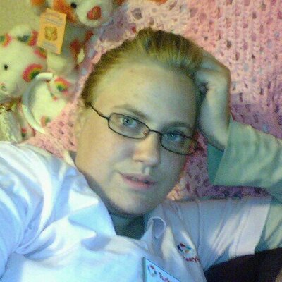 Profile Picture of Nikki Cain (@nikkiann1989) on Twitter