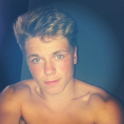 Profile Picture of George Rowe (@GeorgeroweRowe) on Twitter