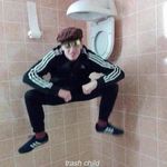 Profile Picture of jonathan lenowski (@isthisaloss.jpg) on Instagram