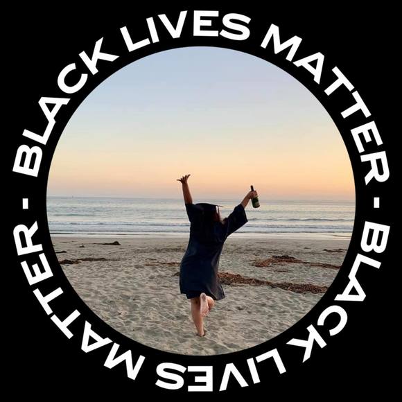 Profile Picture of Kayci Mayhall (@ayekasee) on Poshmark