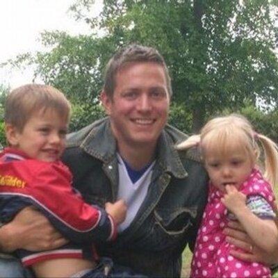 Profile Picture of Steve Gibbins (@DokGibbo) on Twitter