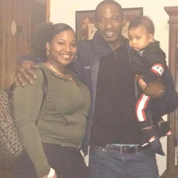 Profile Picture of Johnney Dixon (@jedixon0304) on Poshmark