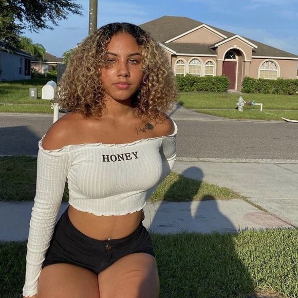 Profile Picture of Richard Medlock (@richardmedlock) on Poshmark