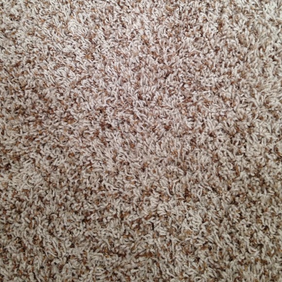 Profile Picture of John Johnson (@johnnyy1) on Poshmark