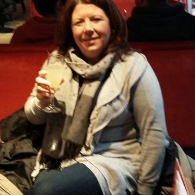 Profile Picture of Karen McCormick (@Karen_EMcC) on Twitter