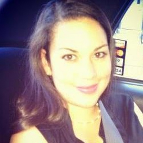Profile Picture of Dawn Jimenez (@djimene4) on Poshmark