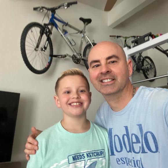 Profile Picture of Thomas Brady (@thomaslbrady) on Poshmark