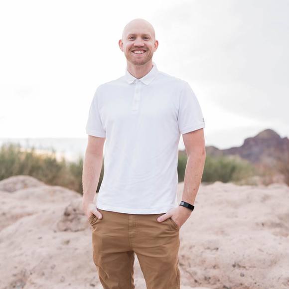 Profile Picture of Shaun Thompson (@sbthompson11) on Poshmark