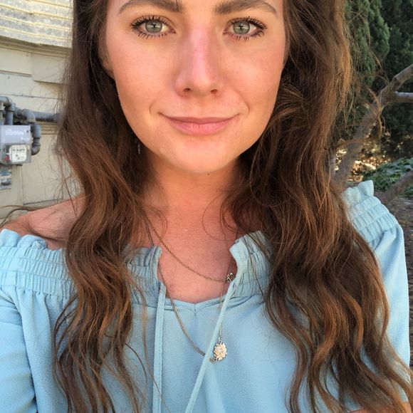 Profile Picture of Lily Salska mcneil (@lilysalskam) on Poshmark