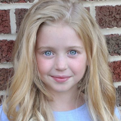 Profile Picture of Caitlin Moeller (@moellercaitlin) on Twitter