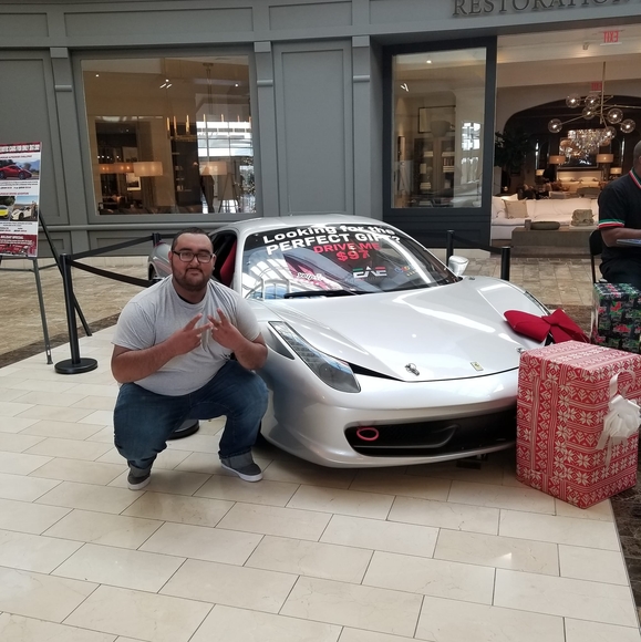 Profile Picture of Pablo Ledesma (@gto99) on Poshmark