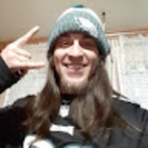 Profile Picture of Chris Legrand (@cclegrand420) on Poshmark