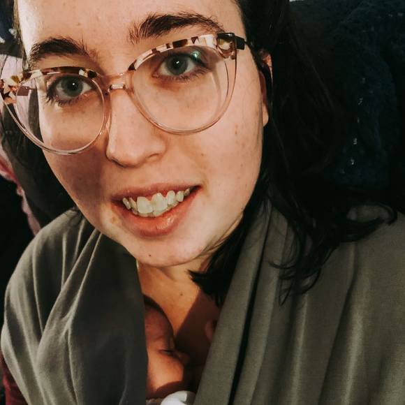 Profile Picture of Amber Derouin (@disneydaughters) on Poshmark