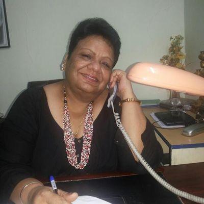 Profile Picture of Sujata Singh Singh S (@sujatasingh1231) on Twitter