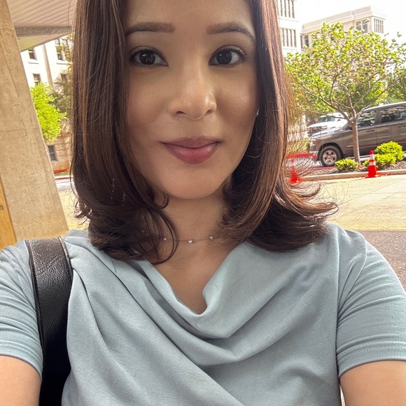 Profile Picture of Crystal Calvillo (@stacked_rubbish) on Poshmark