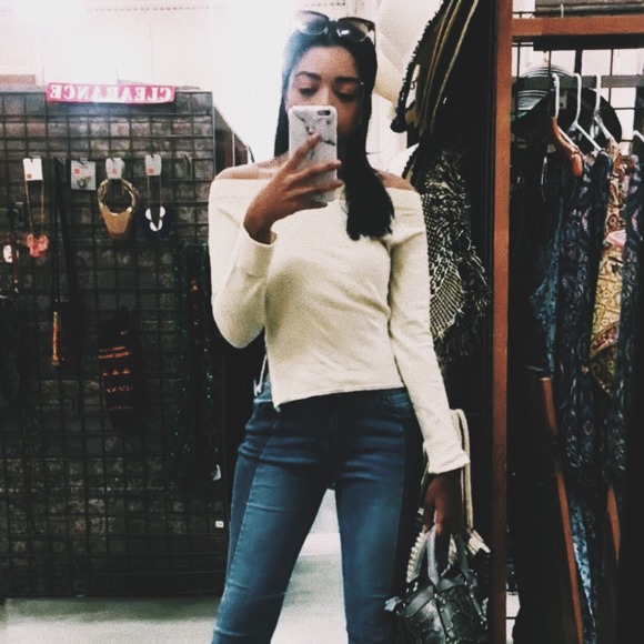 Profile Picture of Tori Marsh (@torimar321) on Poshmark