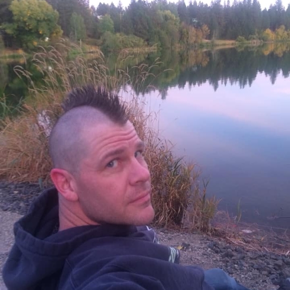 Profile Picture of Brian Cate (@briancate) on Poshmark