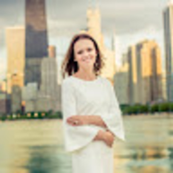 Profile Picture of Marcela Gorcea damsa (@marcelagorce638) on Poshmark