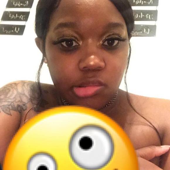 Profile Picture of Tae stillstanding Dailey (@phatmama_21) on Poshmark