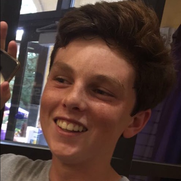 Profile Picture of Bret Persica (@bretp_04) on Poshmark