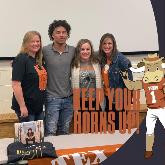 Profile Picture of Jaime Schwartz branch (@jschwartz2002) on Poshmark