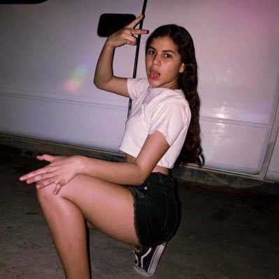 Profile Picture of Valeria Sánchez (@valeriasanchez0) on Twitter