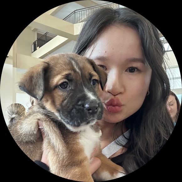 Profile Picture of Tian Carabello (@tianc) on Poshmark