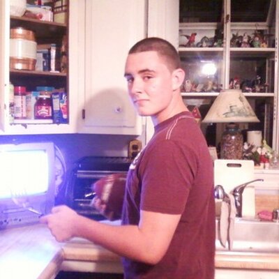 Profile Picture of Devin Schofield (@dscho911) on Twitter