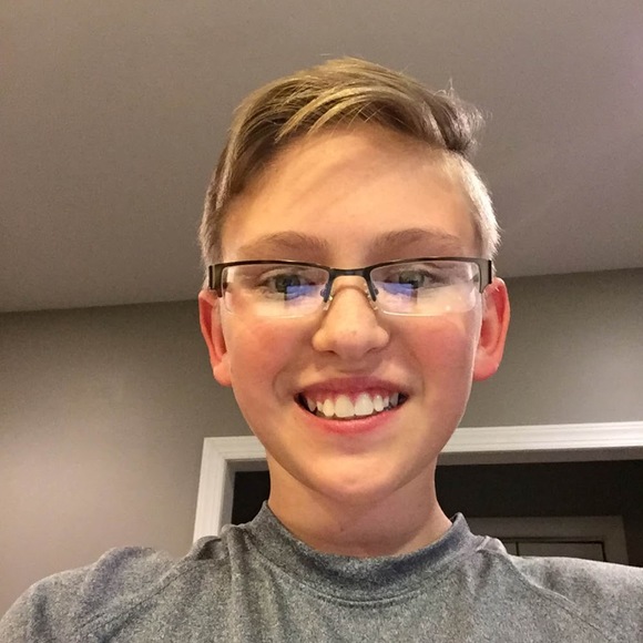 Luke Lohoff - Poshmark Profile Picture of Luke Lohoff (@lukel8008) on Poshmark