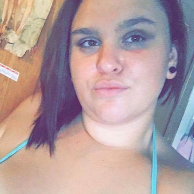 Profile Picture of Mackenzie Brewer (@MackenzieBrewe9) on Twitter