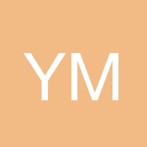 Profile Picture of Yvette Mattick (@bajangiri) on Poshmark