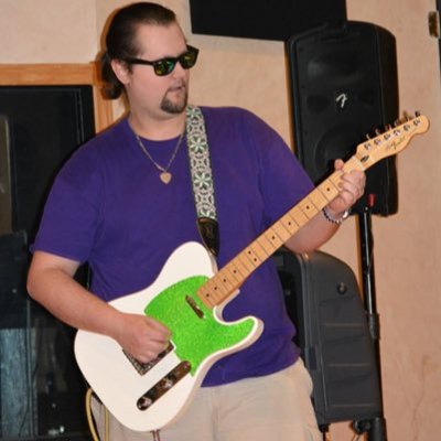 Profile Picture of Andrew Hutt (@andrewhutt88) on Twitter