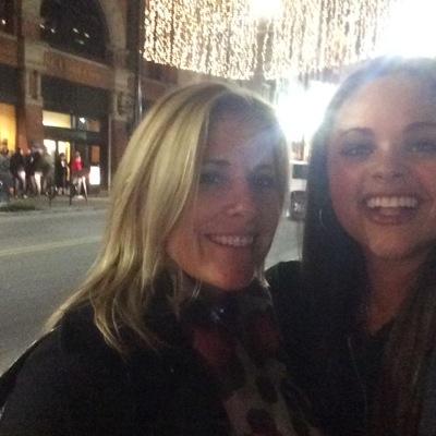 Profile Picture of Phyllis Armstrong (@Phiz63) on Twitter