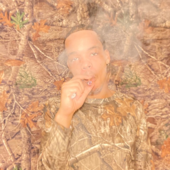 Profile Picture of Seth Morgan (@renkuramo) on Poshmark