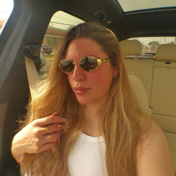 Profile Picture of ℰ. (@euniceperalees) on Tiktok