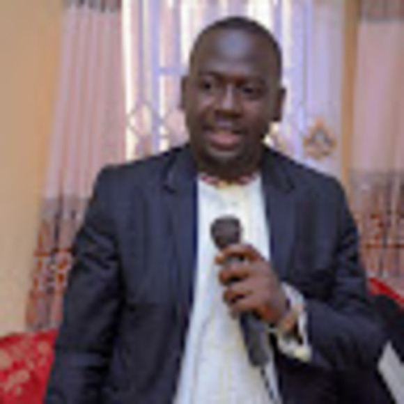 Profile Picture of Brian Wandera (@brianwandera138) on Poshmark